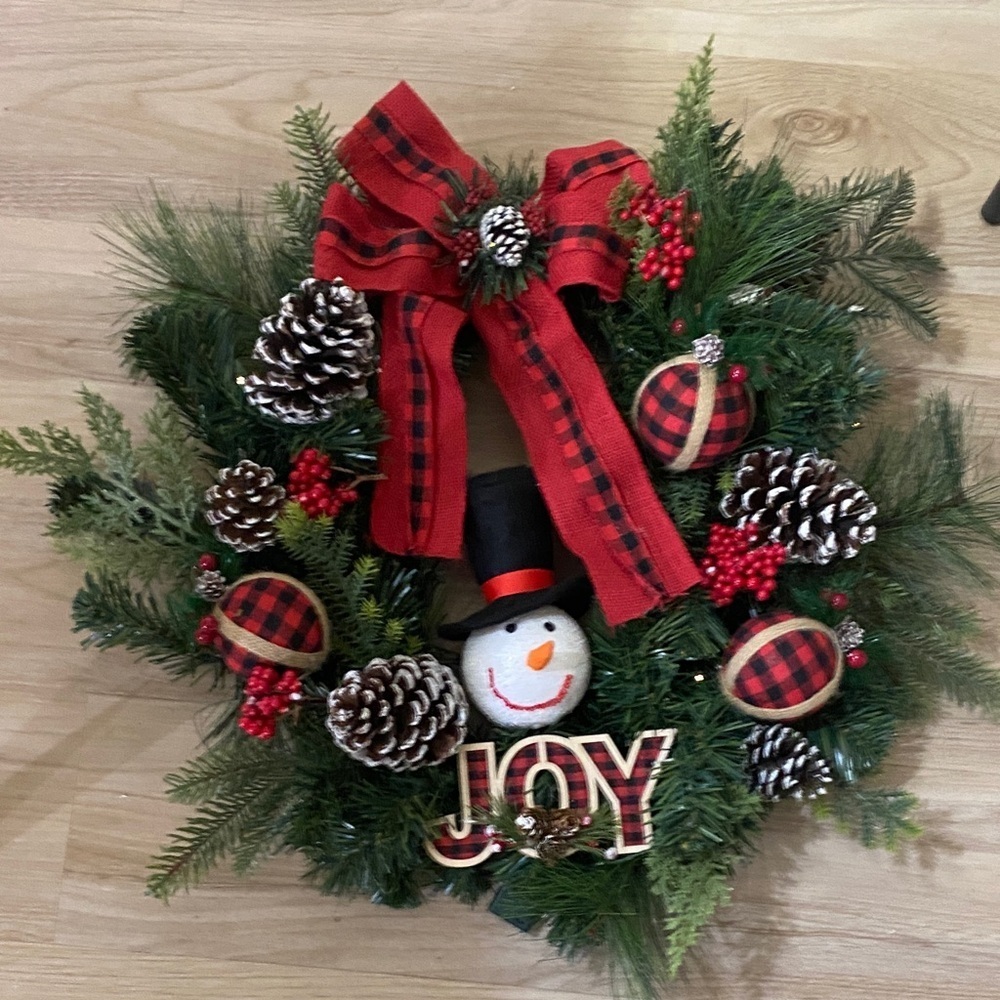 Festive Holiday Wreath with Red Accents